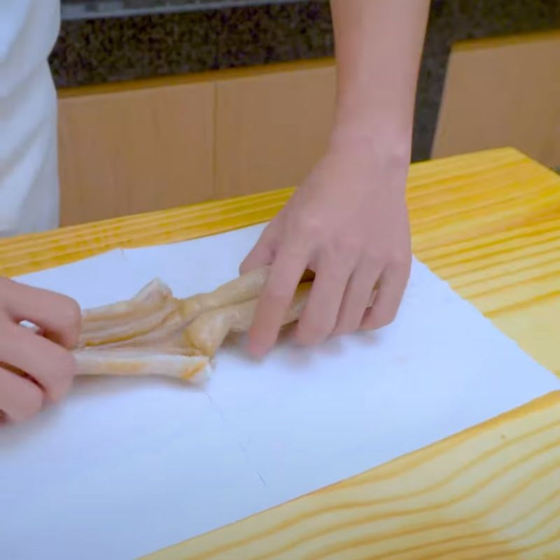 Phương Oanh gây chú ý khi soạn bàn ăn 'fine dining' ốc vòi voi tại gia, cách làm cực dễ tại nhà cho dịp nghỉ lễ 30/4- Ảnh 20.