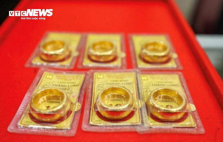Tôi vay vàng vào 6 năm trước giờ, giờ giá cao gấp 3. (Ảnh minh họa: Minh Đức)