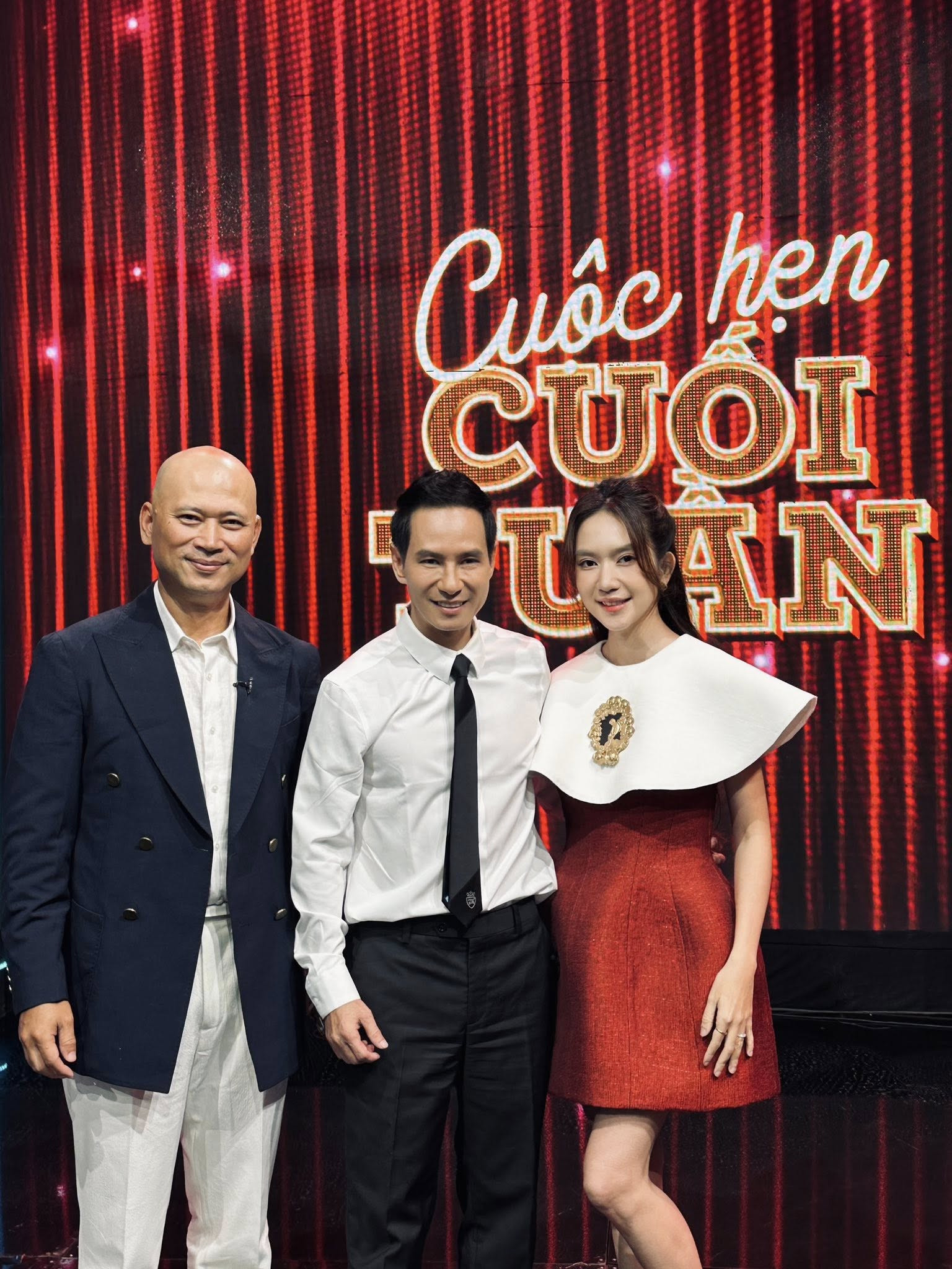 Chỉ bằng 2 câu phỏng vấn của mc Long Vũ, Minh Hà lộ