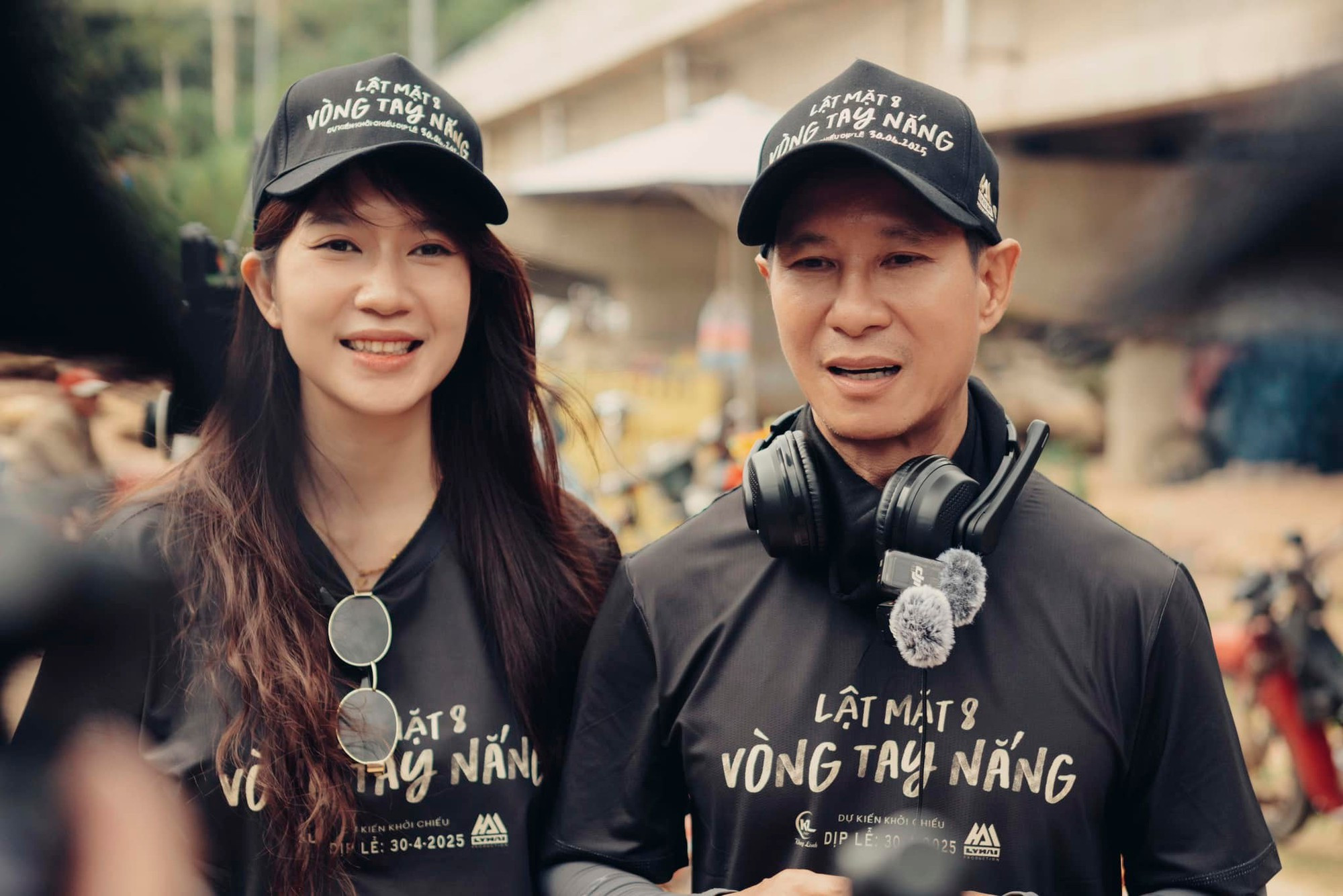 Chỉ bằng 2 câu phỏng vấn của mc Long Vũ, Minh Hà lộ