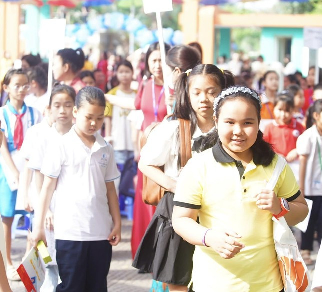 Dùng bản đồ số tuyển sinh đầu cấp, học sinh Hà Nội được học gần nhà ảnh 1