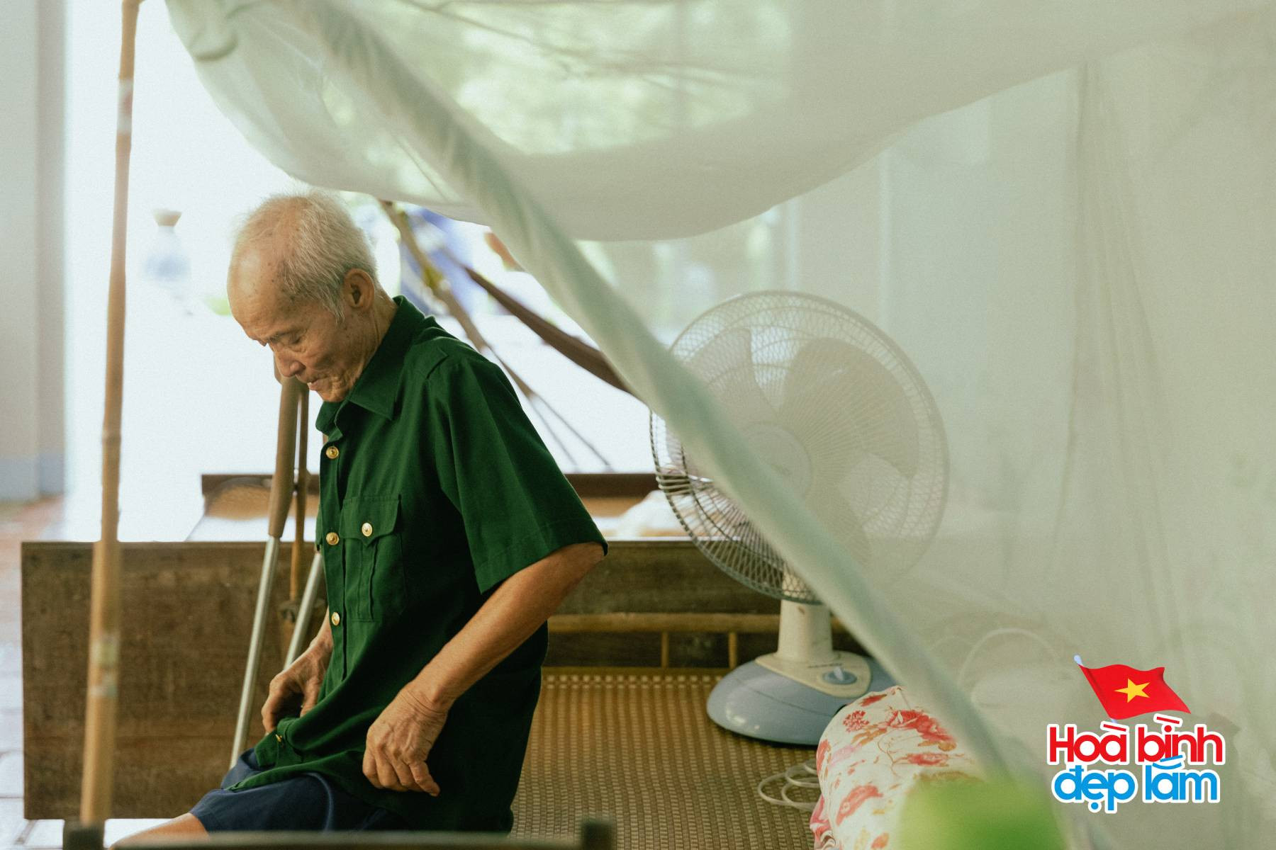 Một đời để thương: Câu chuyện của đôi vợ chồng thương binh chỉ còn một chân và lời hẹn ước giữa bom đạn- Ảnh 2.