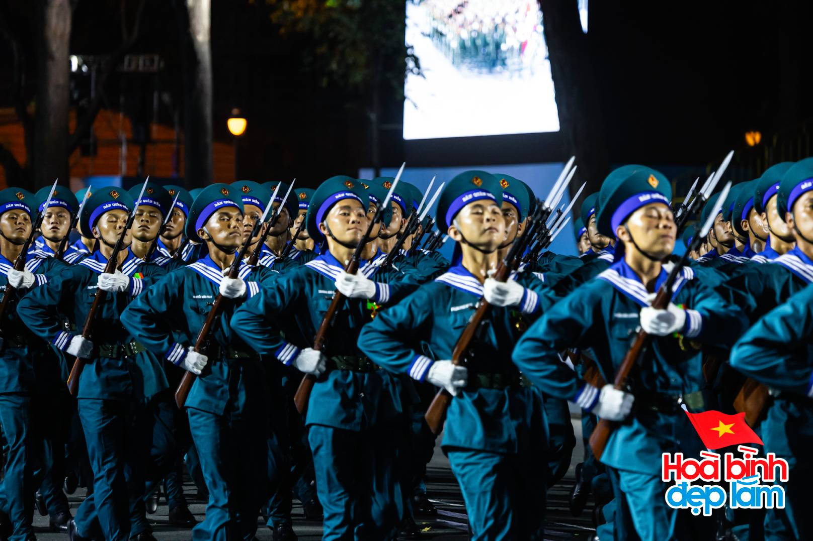 Ngay lúc này: Cận cảnh các khối diễu binh trong buổi tổng hợp luyện lần 2 trên đường Lê Duẩn- Ảnh 7.