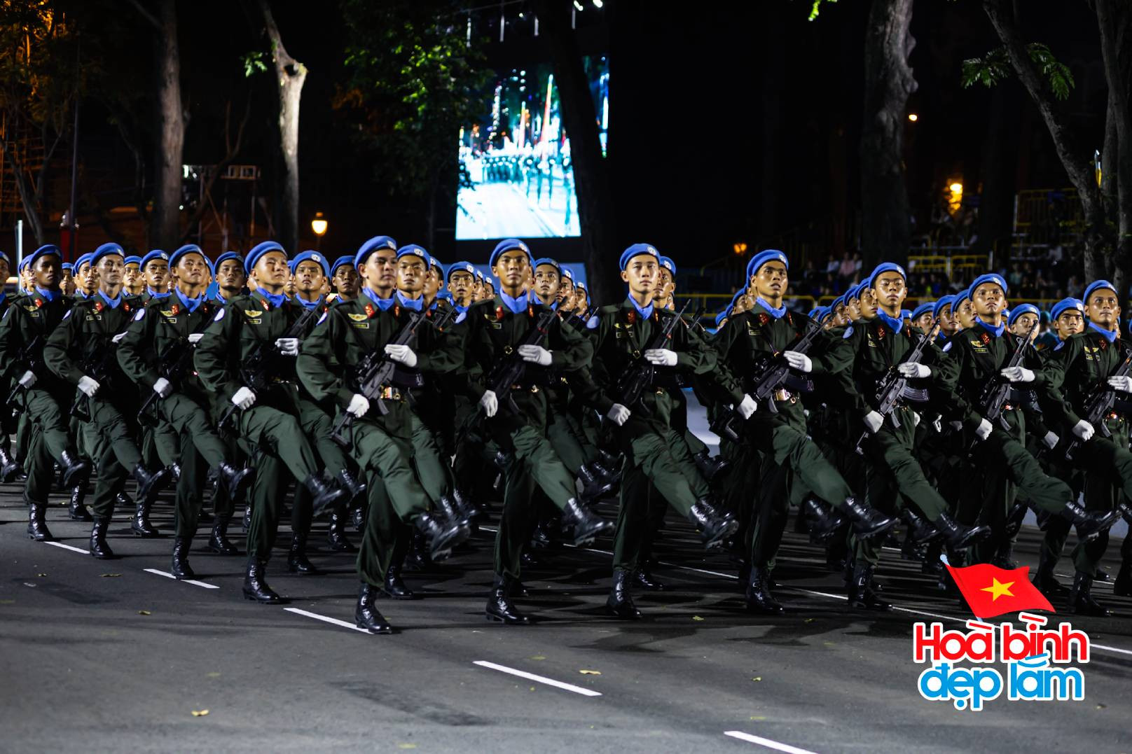 Ngay lúc này: Cận cảnh các khối diễu binh trong buổi tổng hợp luyện lần 2 trên đường Lê Duẩn- Ảnh 8.