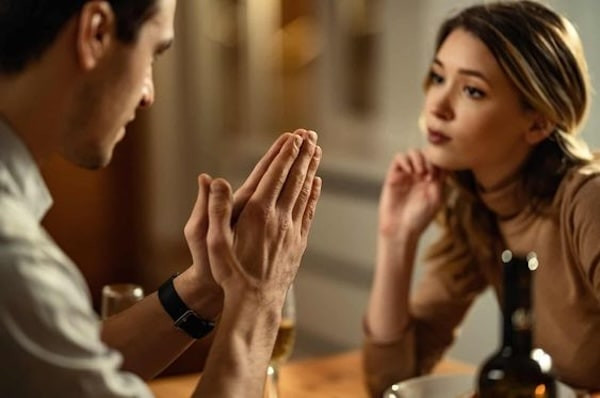 Chồng tương lai giỏi giang nói 'em rất hợp làm vợ anh' nhưng tôi vẫn muốn rút lui - Ảnh 2.