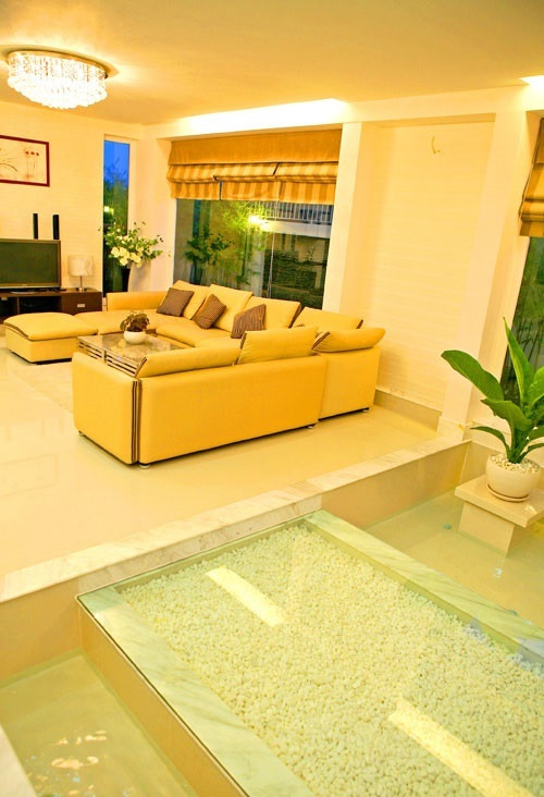 MC Quyền Linh bất ngờ tiết lộ vừa mua biệt thự sân vườn vài trăm mét vuông ở TP.HCM làm của hồi môn cho con gái- Ảnh 19.