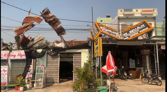 Mưa dông làm tốc mái 69 căn nhà ở Gia Lai ảnh 10