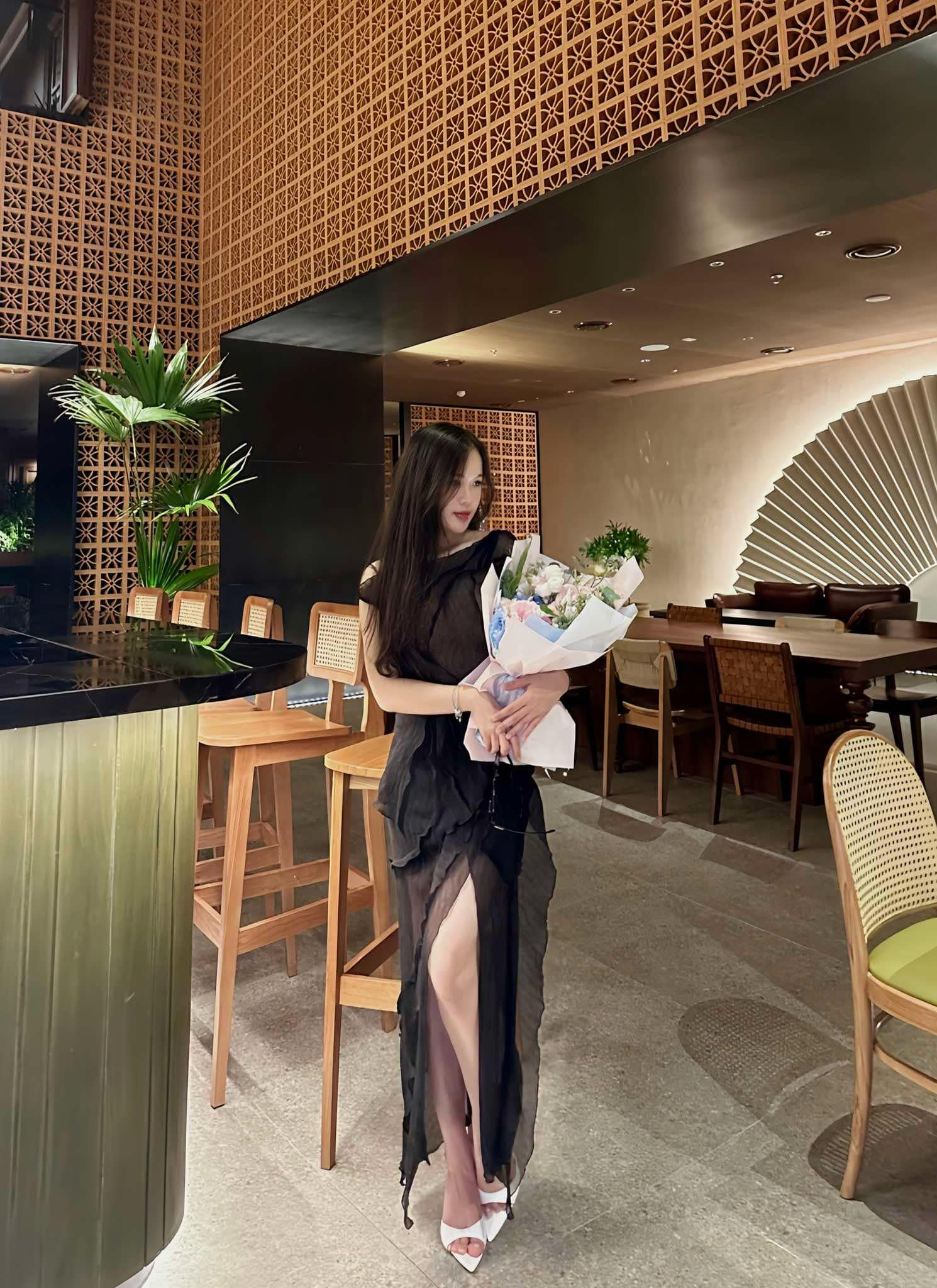 Nhan sắc gây thương nhớ của nữ quân nhân “khối Hoa hậu” diễu binh 30/4, ảnh đời thường càng bất ngờ - Ảnh 11.