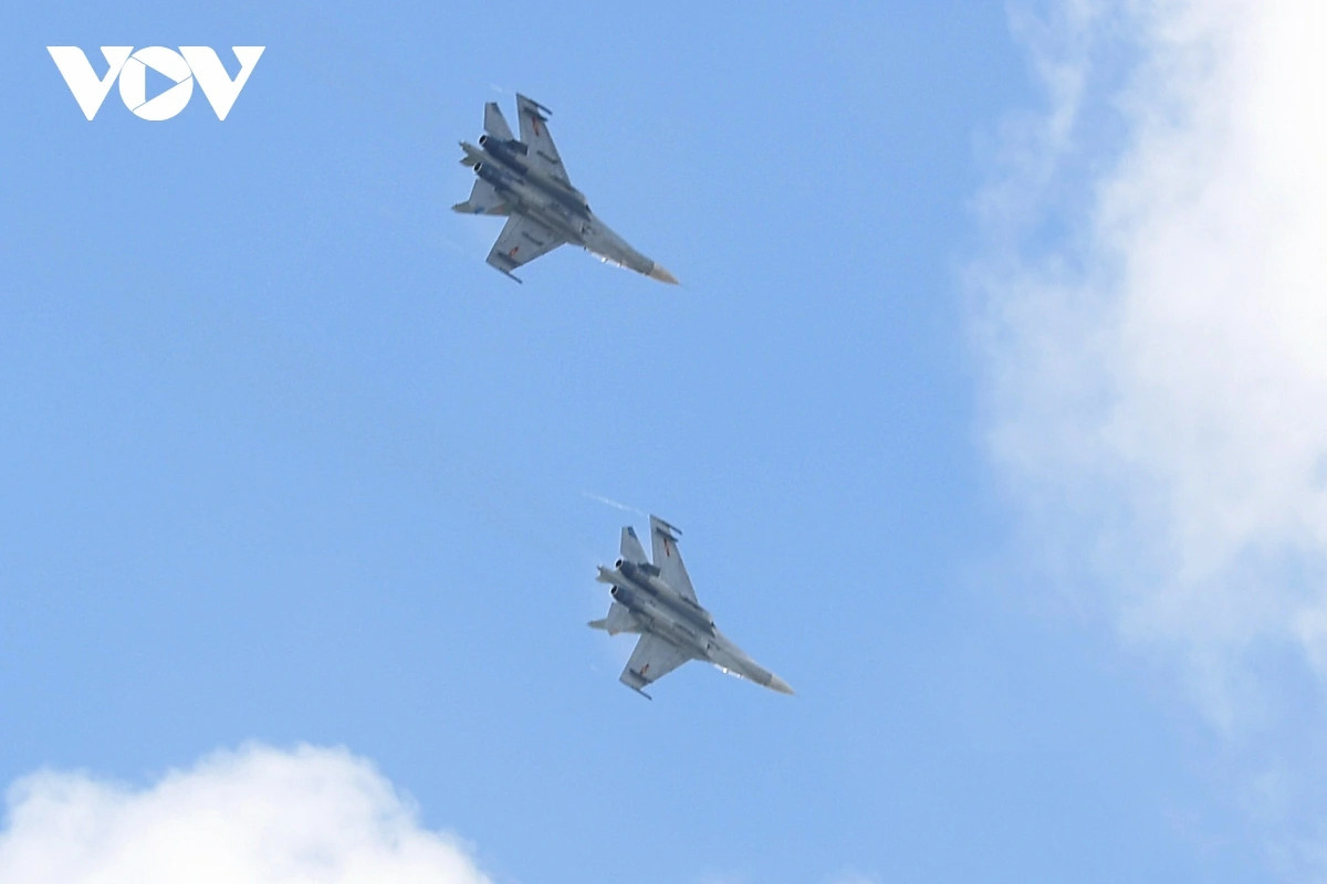 nhung hinh anh an tuong trong buoi tong duyet dieu binh, dieu hanh o tp.hcm hinh anh 5