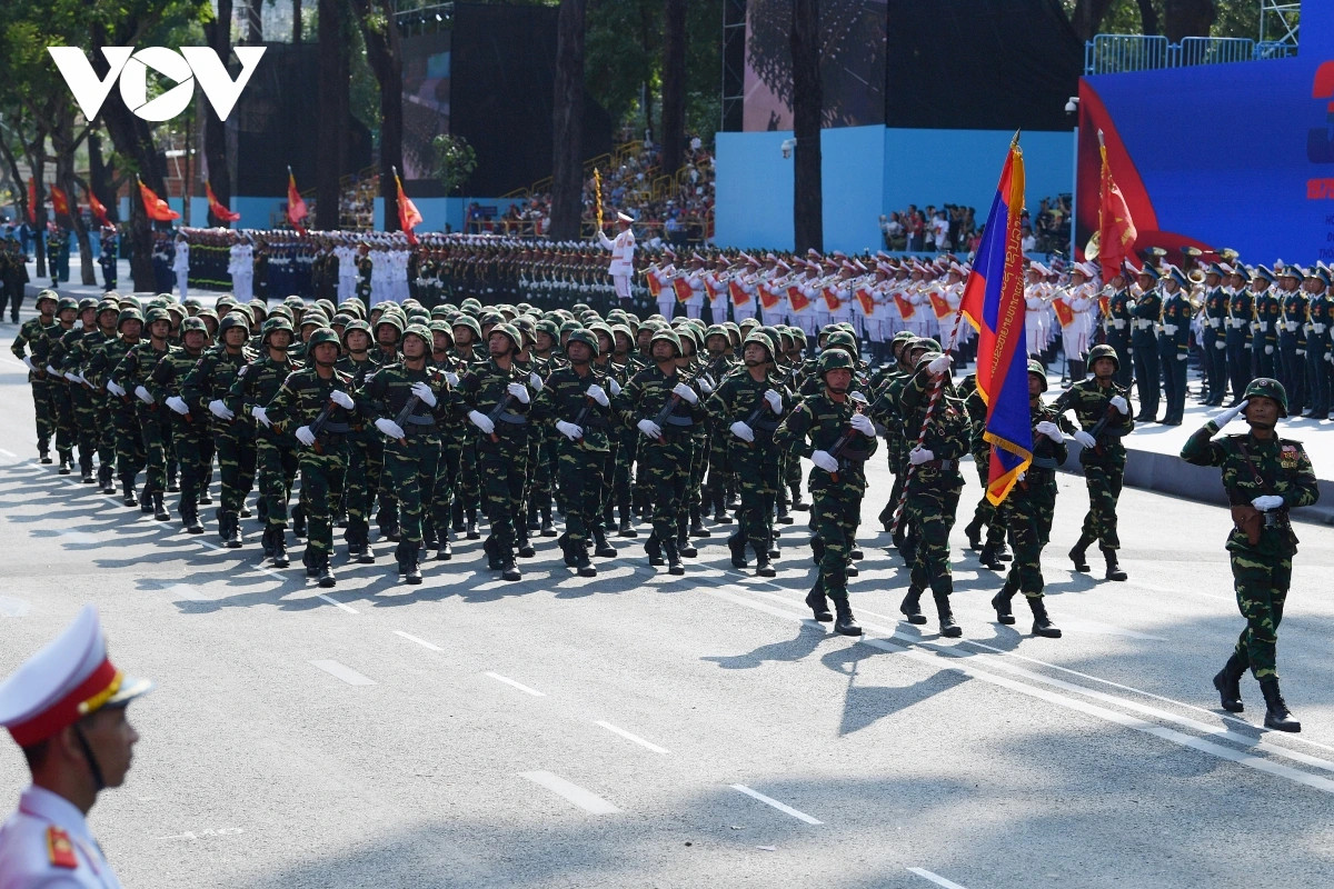 nhung hinh anh an tuong trong buoi tong duyet dieu binh, dieu hanh o tp.hcm hinh anh 9
