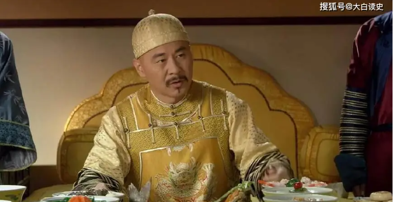 Đêm Ung Chính mất, Trương Đình Ngọc nhìn thấy cảnh tượng gì khiến ông chỉ kịp thốt lên rằng