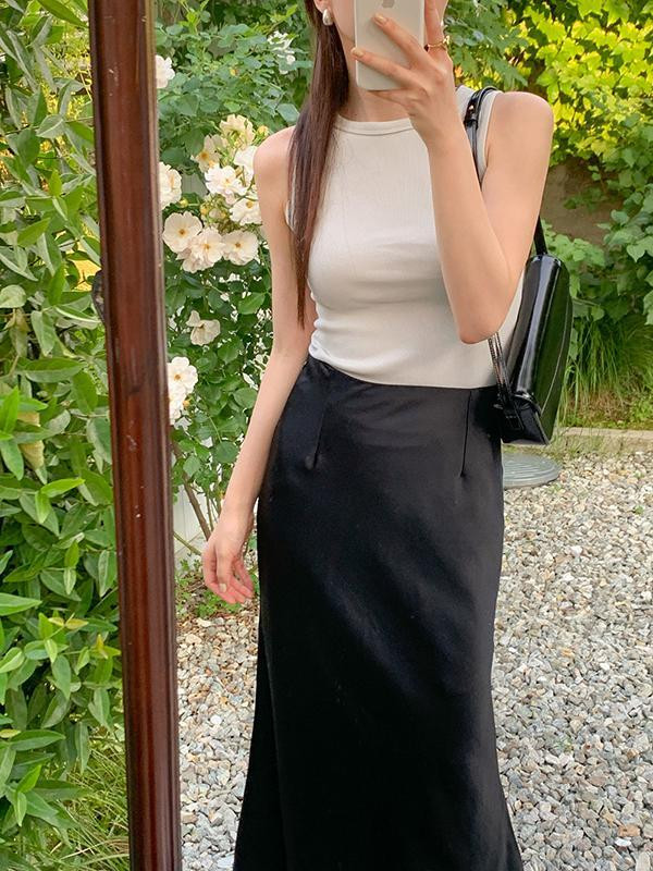 Vì sao không nên diện chân váy lụa tới công sở?- Ảnh 5.