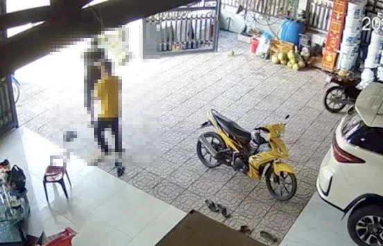 Cục điều tra VKSND Tối cao làm việc với gia đình người bắn tài xế ở Vĩnh Long