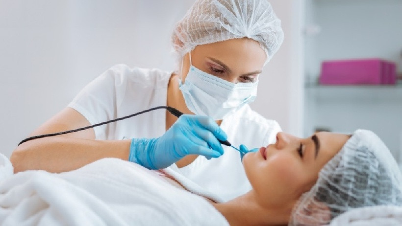 Xăm, tẩy nốt ruồi theo phong thủy: Coi chừng