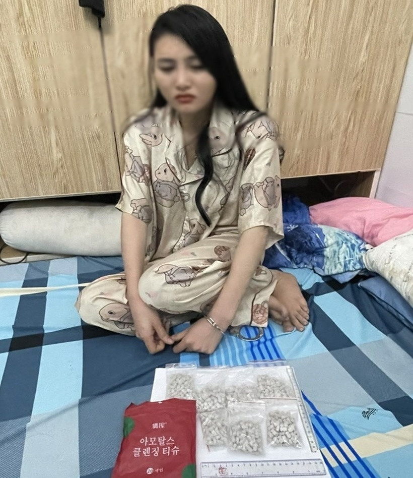 Hoa lúc bị bắt. (Ảnh: Thanh niên)