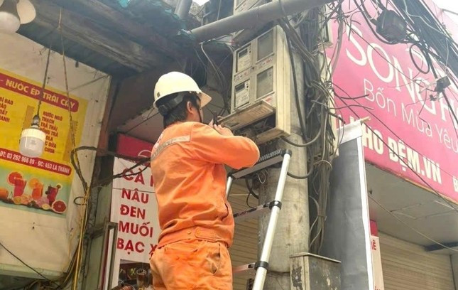 Hà Nội: Cắt điện, nước 57 trường hợp không bàn giao mặt bằng dù đã nhận bồi thường ảnh 1