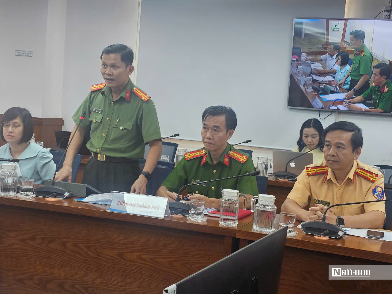 Một chung cư ở Tp.HCM bị nứt do dư chấn động đất ở Myanmar: Sở Xây dựng lên tiếng- Ảnh 2.