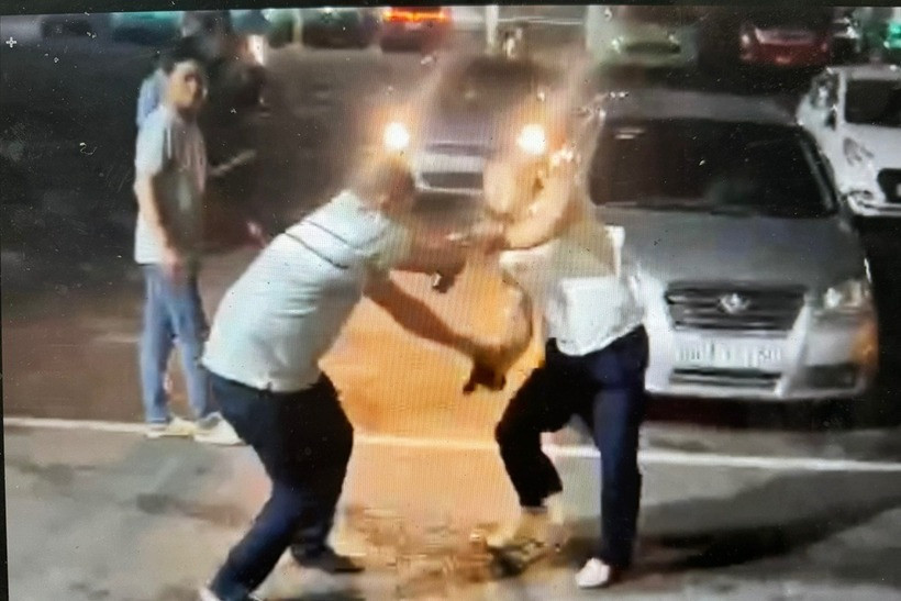 Hình ảnh ghi lại sự việc. Ảnh: Dân Trí