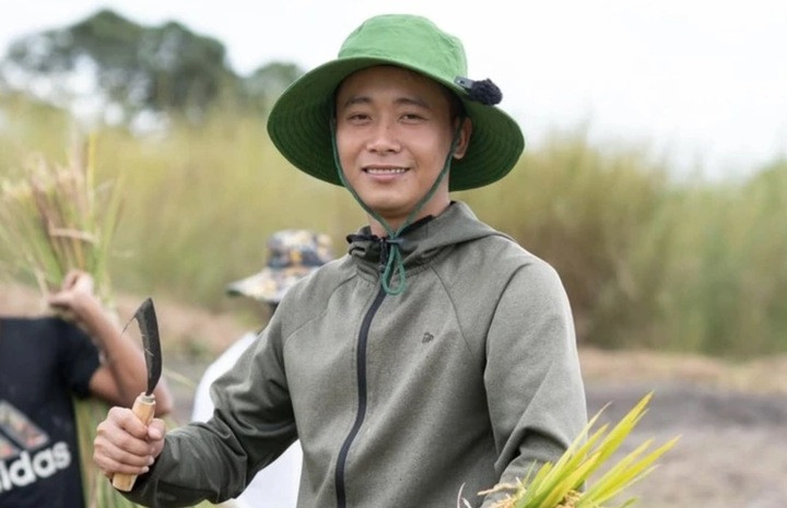 Quang Linh được nhiều người yêu mến qua kênh Youtube