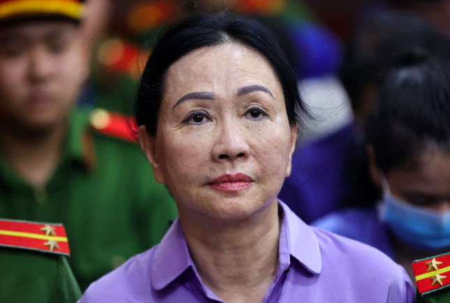 Đề xuất bỏ tử hình đối với tội 'Tham ô tài sản và Nhận hối lộ' có phù hợp ? ảnh 1