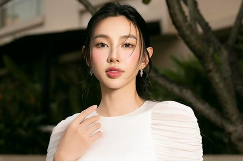 Hoa hậu Thuỳ Tiên bị tạm hoãn xuất cảnh 2 tháng- Ảnh 1.