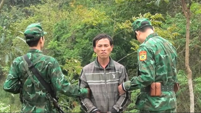 Một phụ nữ bị bán qua biên giới trở về sau 14 năm, tố giác tên tội phạm cùng thôn- Ảnh 1.