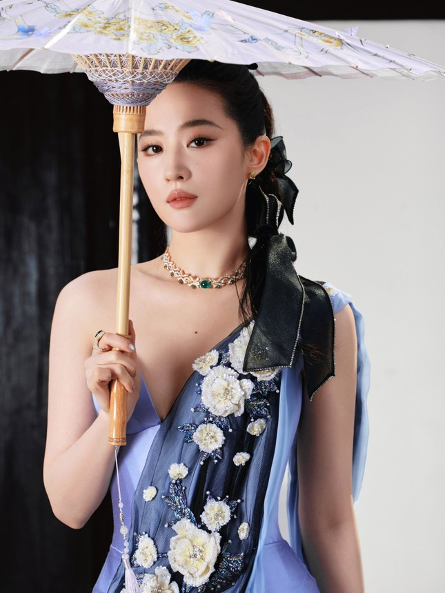 Vì sao Lưu Diệc Phi quyết không thay đổi nhược điểm khiến cô hiếm khi cười? ảnh 9