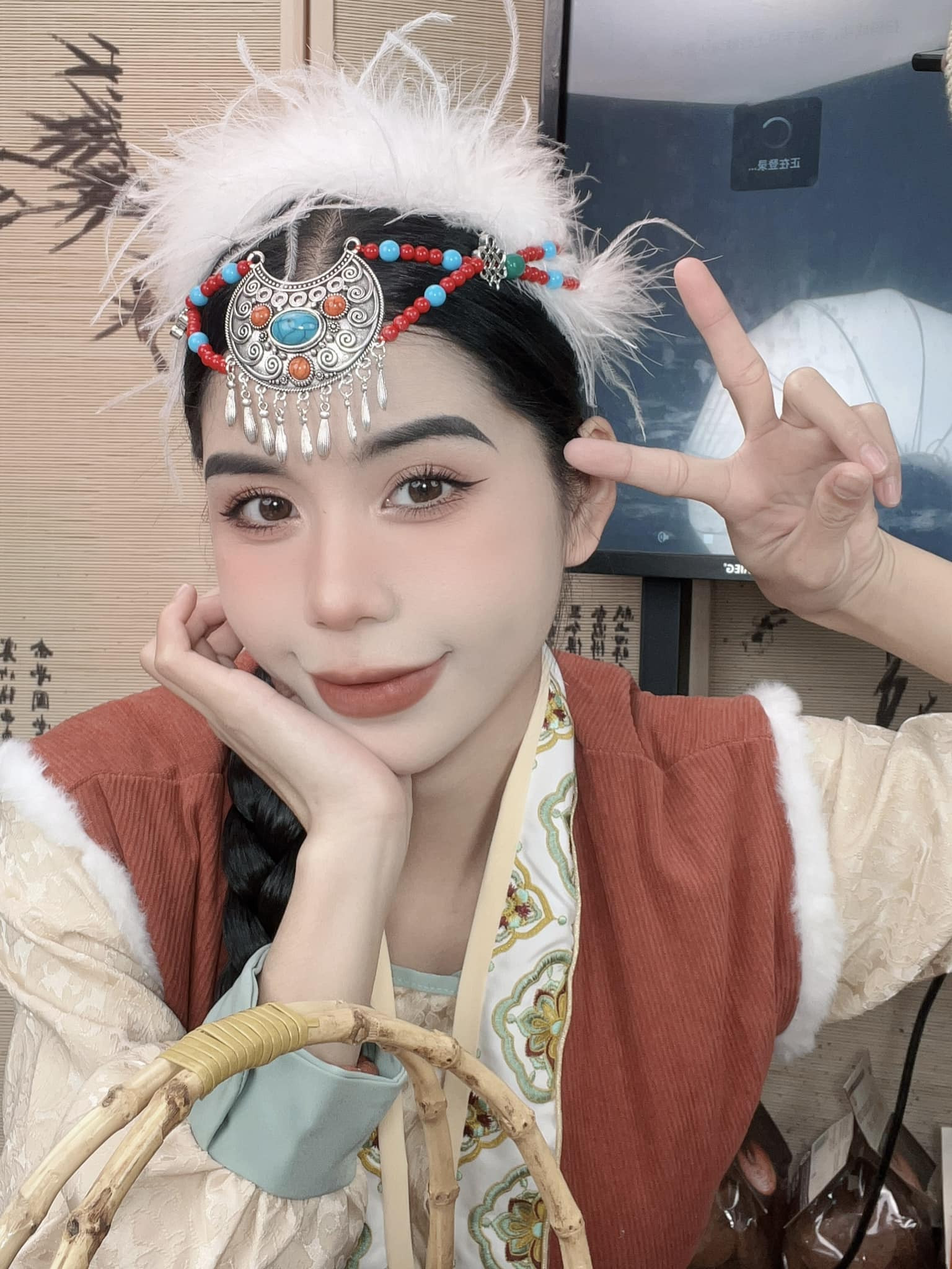 Trước khi bị bắt vì sản xuất hàng giả,