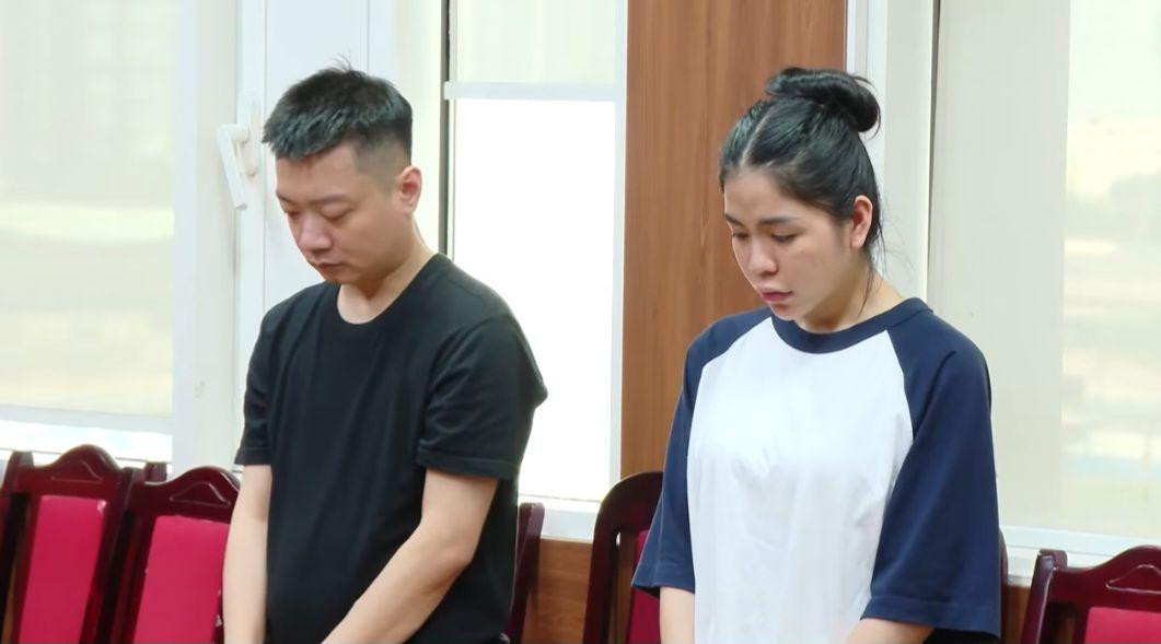 Trước khi bị bắt vì sản xuất hàng giả,