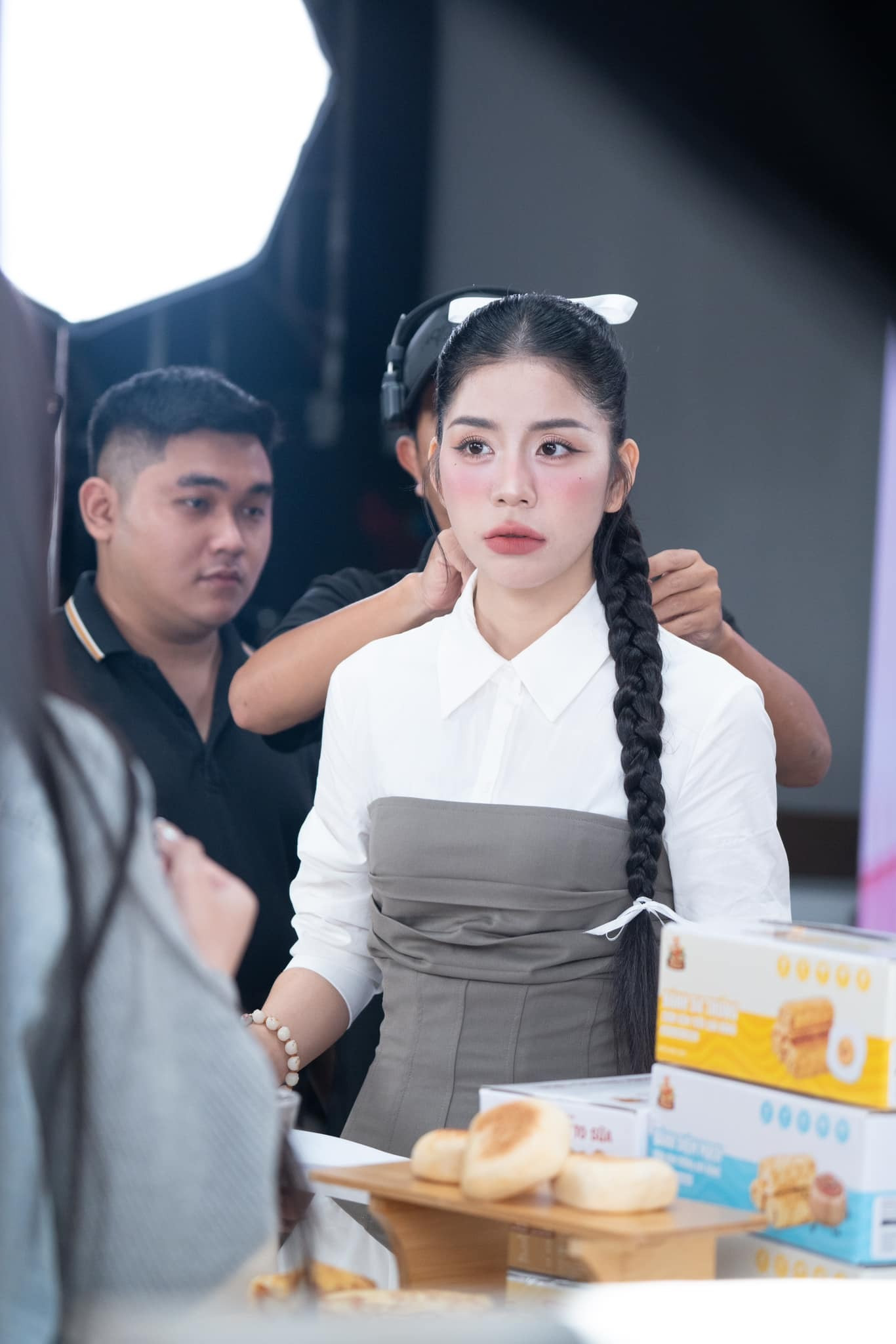 Trước khi bị bắt vì sản xuất hàng giả,