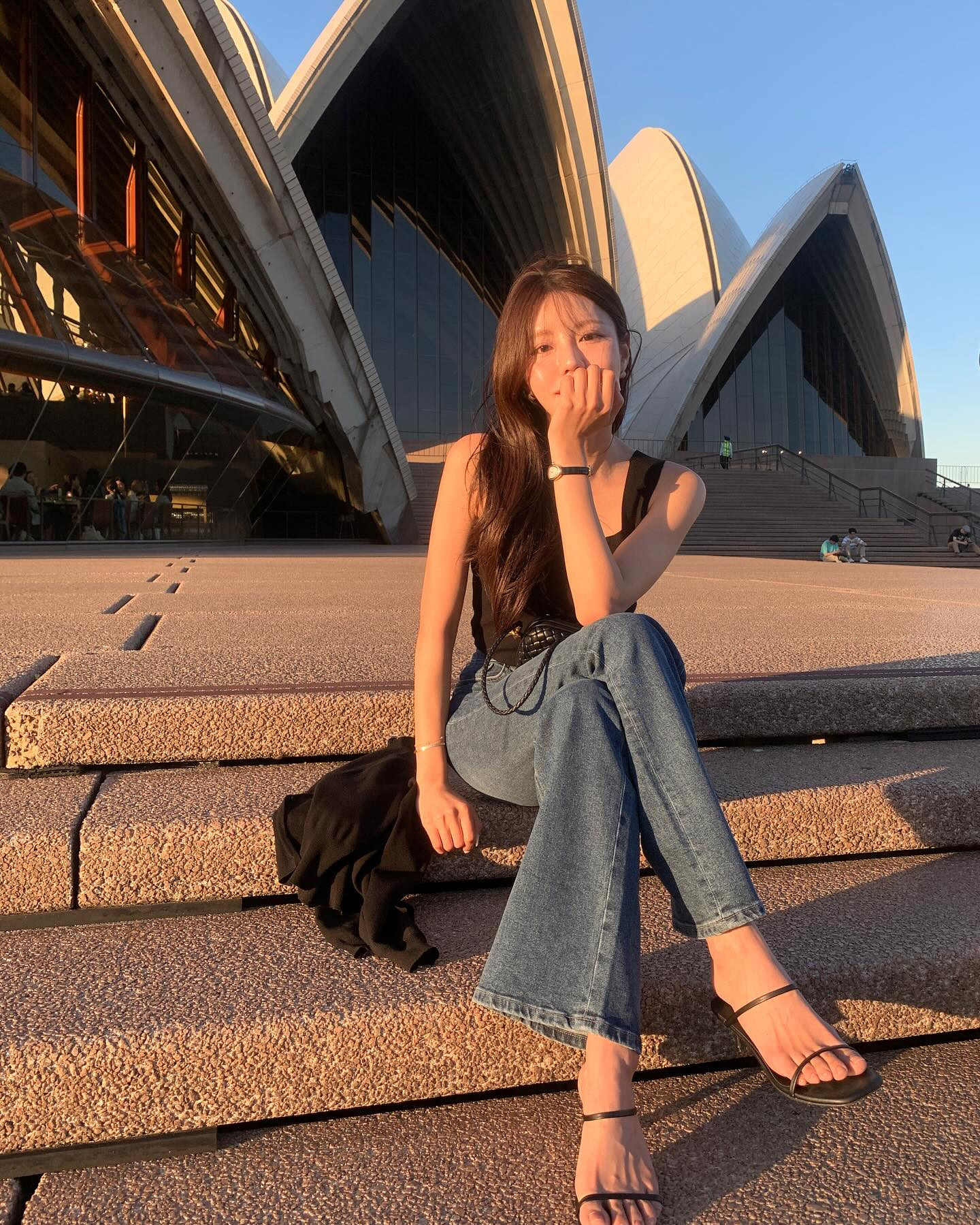 5 mẫu giày đẹp vượt thời gian dành cho nàng thích phong cách tối giản- Ảnh 8.