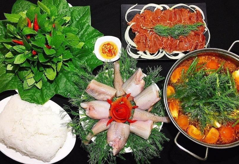 Ngoài món canh chua thông dụng, ở từng địa phương, cá khoai lại được chế biến thành các đặc sản khác nhau.