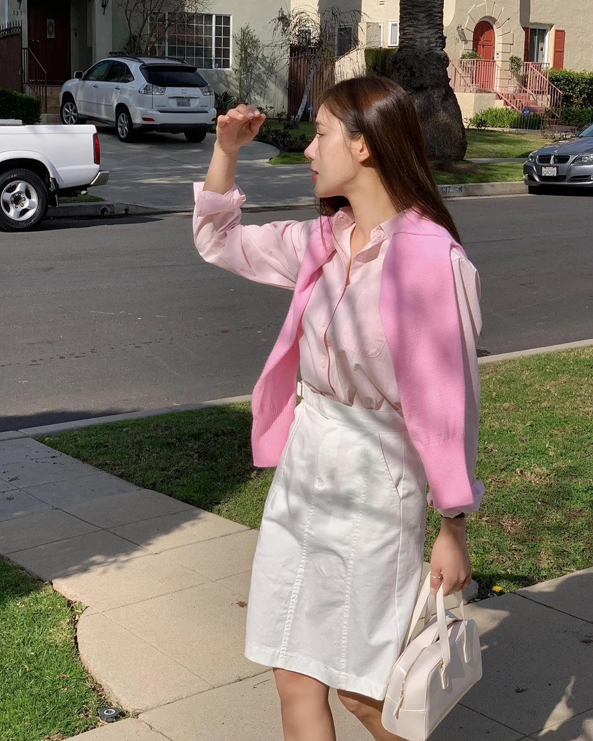 8 outfit phong cách thời trang mang may mắn, tài lộc với người mệnh Hỏa- Ảnh 4.