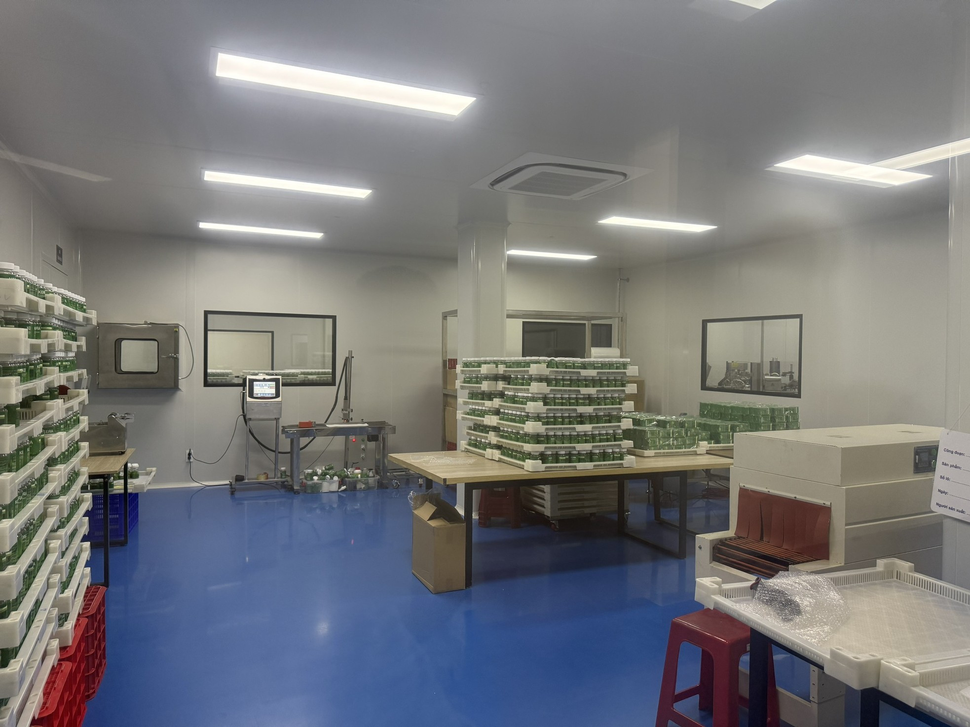 Bên trong nhà máy sản xuất kẹo rau củ khiến Quang Linh Vlogs, Hằng Du Mục bị bắt ảnh 6