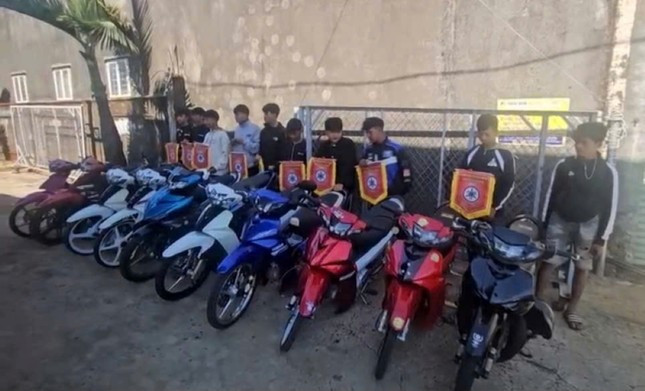 Đắk Nông chặn đứng nhóm ‘quái xế tuổi teen’ tụ tập đua xe trái phép ảnh 2