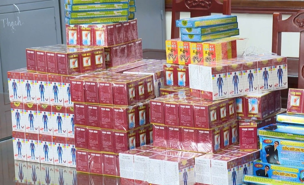 Sữa, thuốc, thực phẩm chức năng bị làm giả: Nhận diện thế nào?- Ảnh 3.