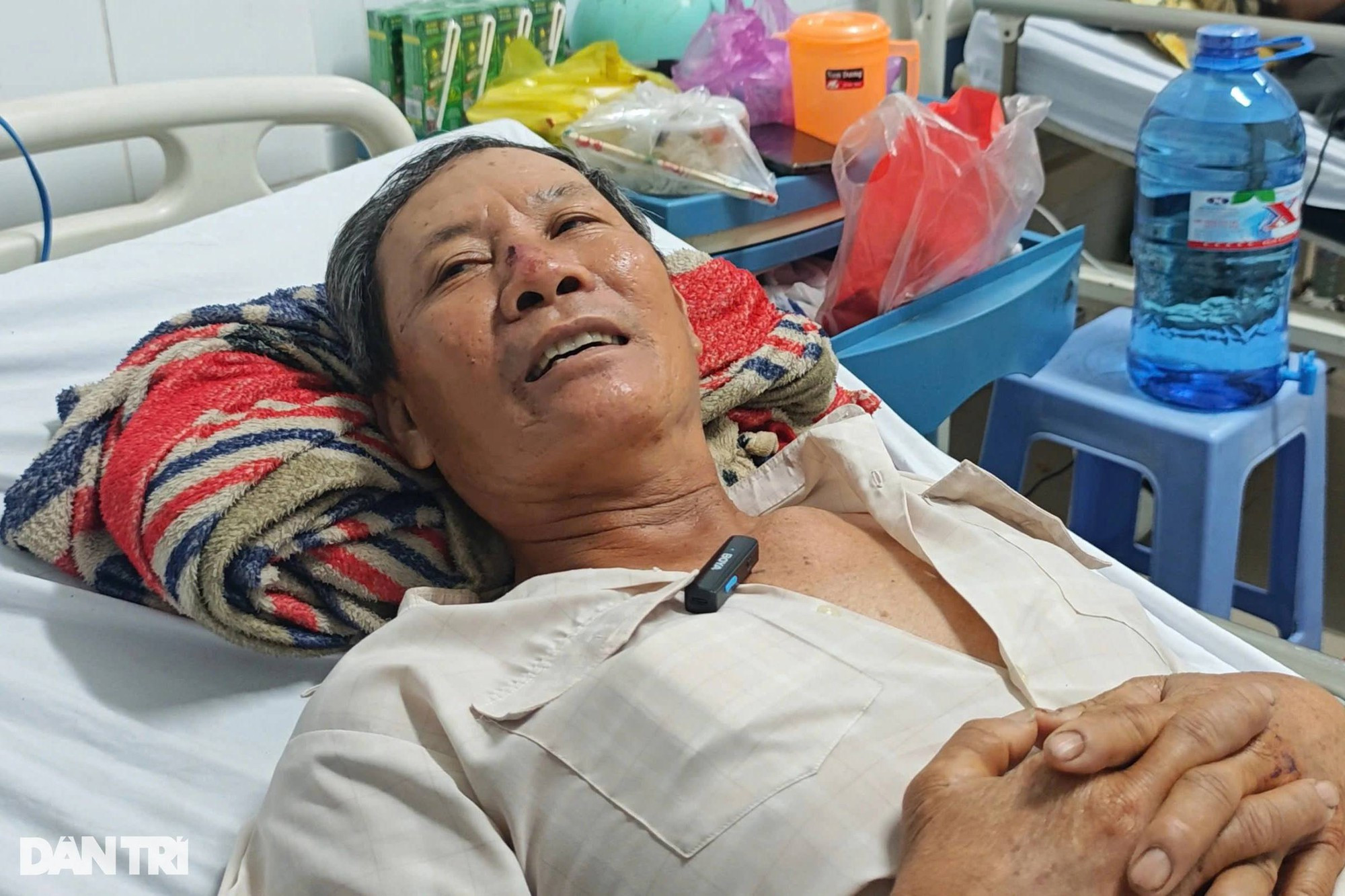 Lời kể rùng mình của đôi vợ chồng trong vụ sập đường dẫn cầu mới khánh thành tại Tây Ninh: