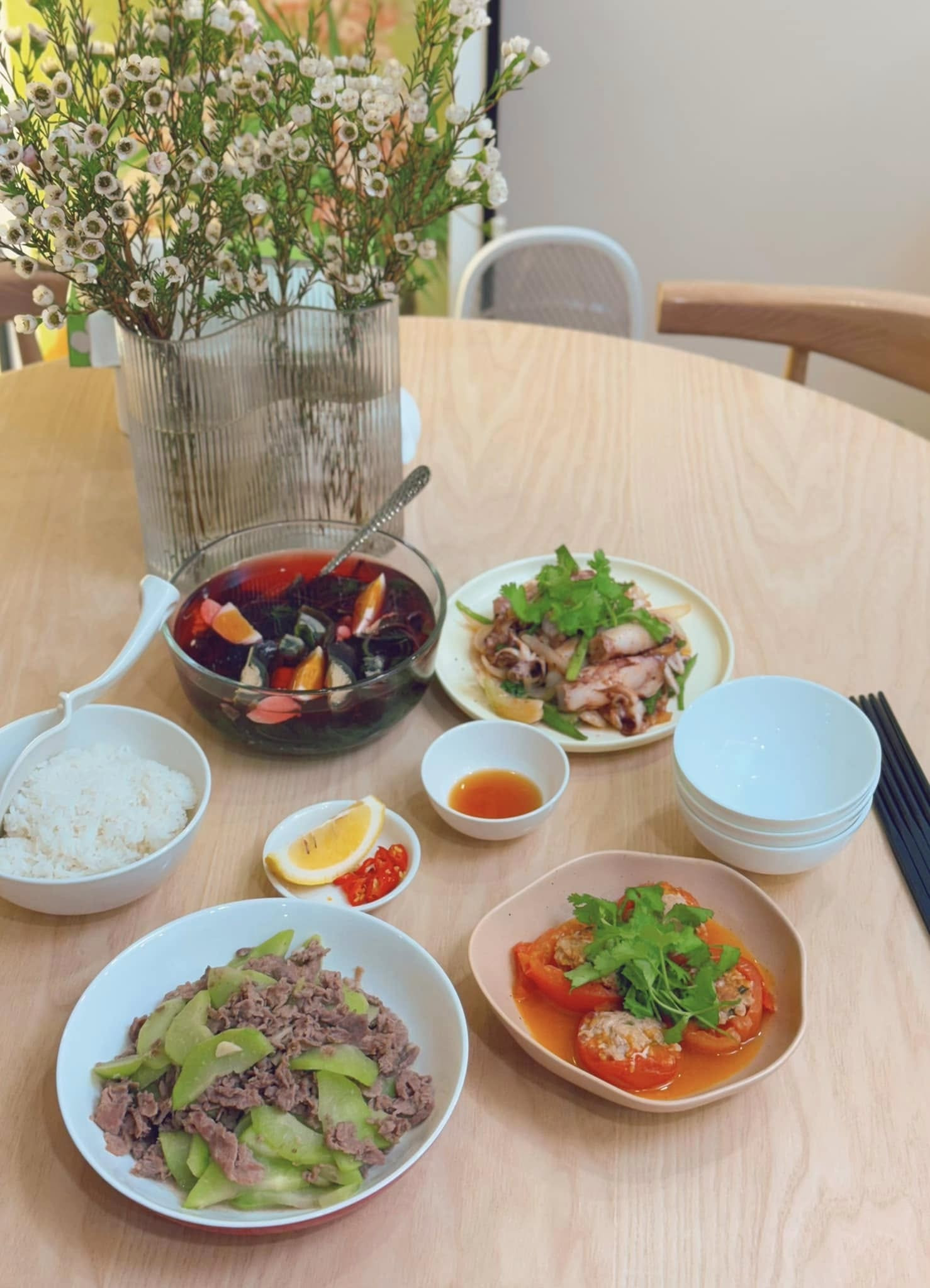 Bất ngờ với những bữa cơm ở cữ của MC Mai Ngọc, không bữa nào giống bữa nào- Ảnh 17.