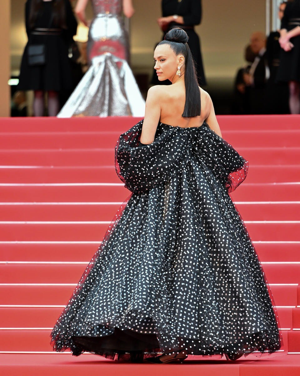 Dàn mỹ nhân đối phó với lệnh cấm khỏa thân trên thảm đỏ khai mạc Cannes 2025 ảnh 9