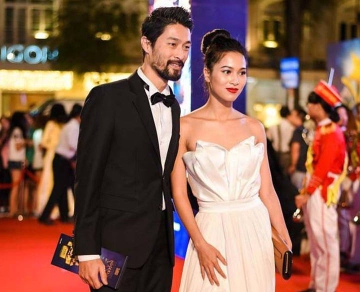 Hơn 1 thập kỷ yêu đương không khết hôn, cặp đôi chọn cách buông tay không níu kéo từ cuối năm 2024. Người đẹp cũng từng nói cả hai không bận tâm chuyện hôn nhân, chỉ muốn cùng nhau trải nghiệm thế giới.