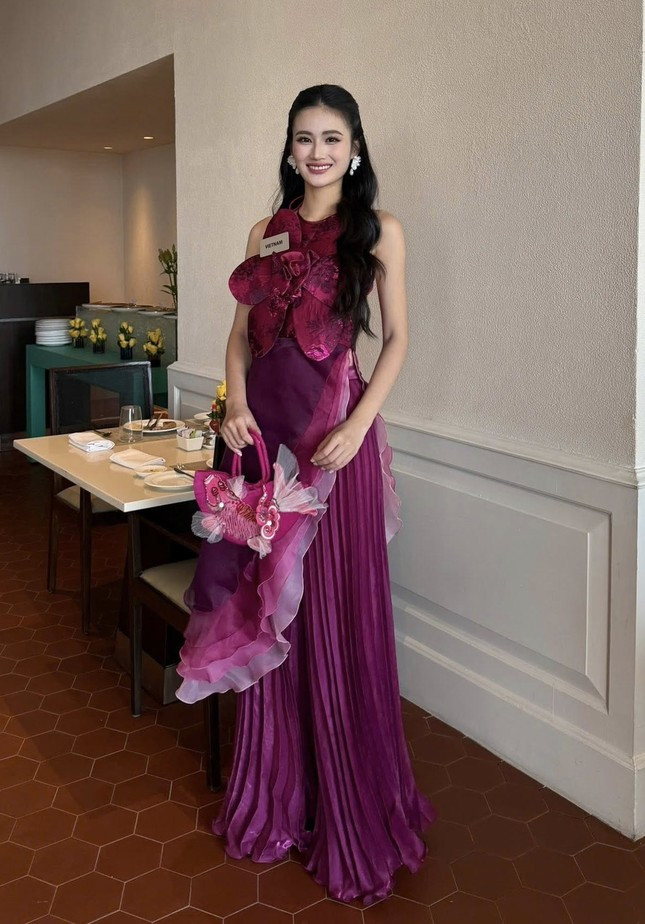 y nhi 10 6597 4502.jpg