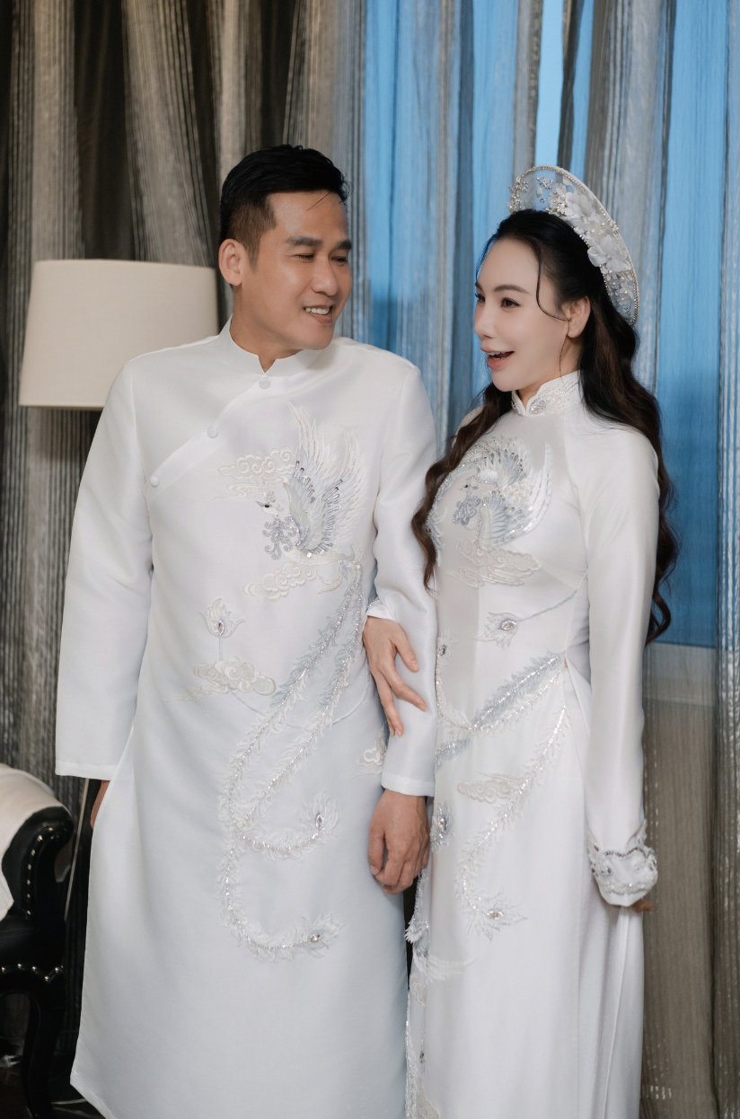 4 bộ đầm đại diện cho từng khoảnh khắc trong lễ cưới của Hồ Quỳnh Hương được hé lộ- Ảnh 3.