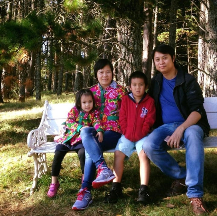 Thành Vinh chọn cuộc sống an yên ở nước ngoài.