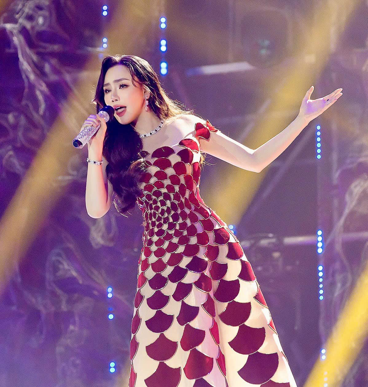 48127589011742881273979857237615900352185171n