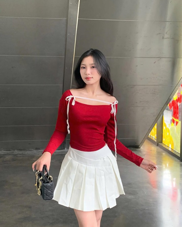 Trang phục mệnh Hỏa - Ảnh 4.