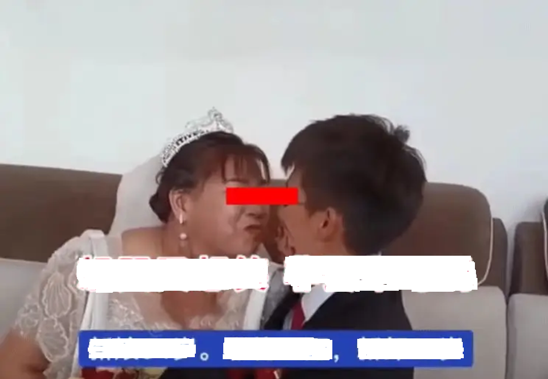 Chàng trai 27 tuổi cưới cô dâu 54 tuổi, ngỡ ngàng bố mẹ chú rể