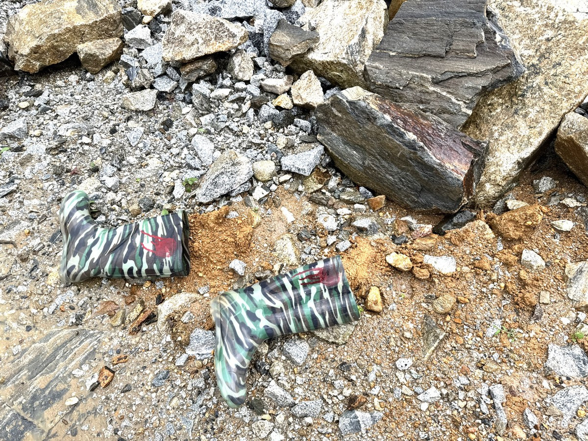 Hiện trường vụ sạt lở ở Lai Châu khiến 5 người chết và danh tính các nạn nhân ảnh 9