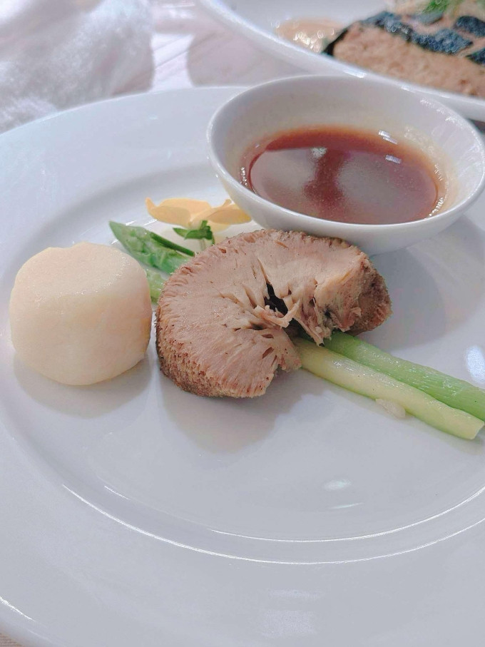 Menu 12 món chay đặc biệt vợ chồng Hồ Quỳnh Hương đãi khách- Ảnh 10.