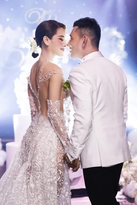 phương trinh jolie- Ảnh 1.
