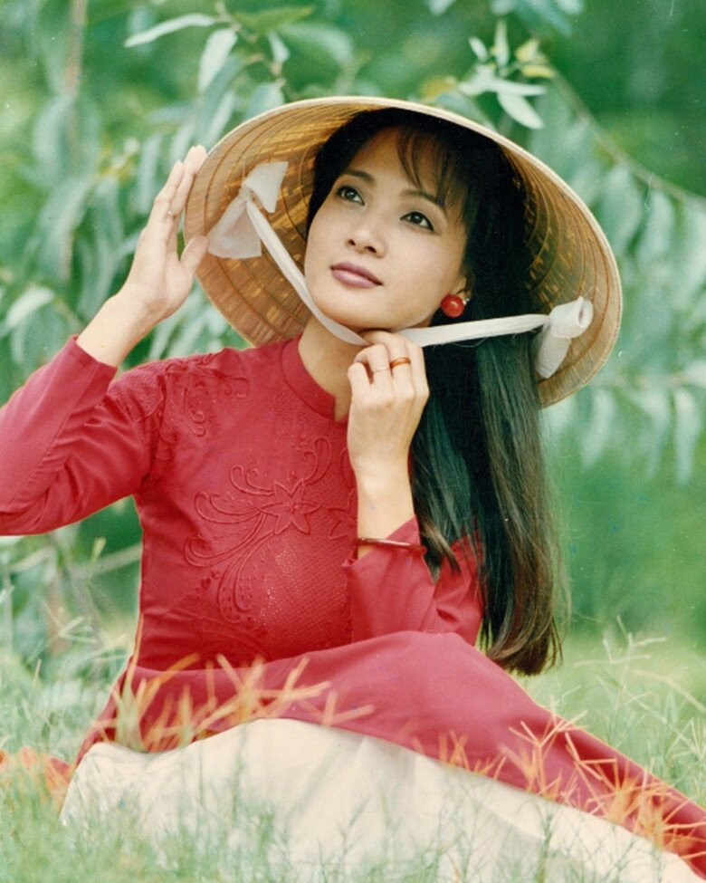 Nữ nghệ sĩ xinh đẹp, tài sắc vẹn toàn không kém cạnh bất kỳ nàng Hoa hậu nào của làng hương sắc Việt, hiện sống ra sao?- Ảnh 2.